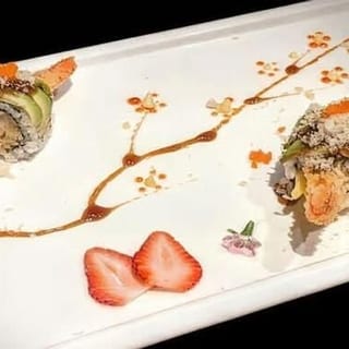 Mango Crunch Roll